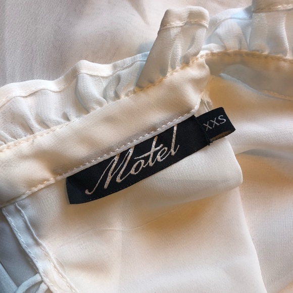 Motel Sheer High-neck blouse - Picture 5 of 5